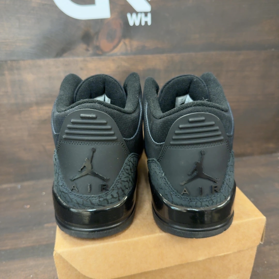 Jordan 3 Retro Black Cat (2025) Size 11 (Pre-Owned) - Image 4