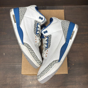 Jordan 3 Retro Wizards Size 12 (Pre-Owned) - Image 2