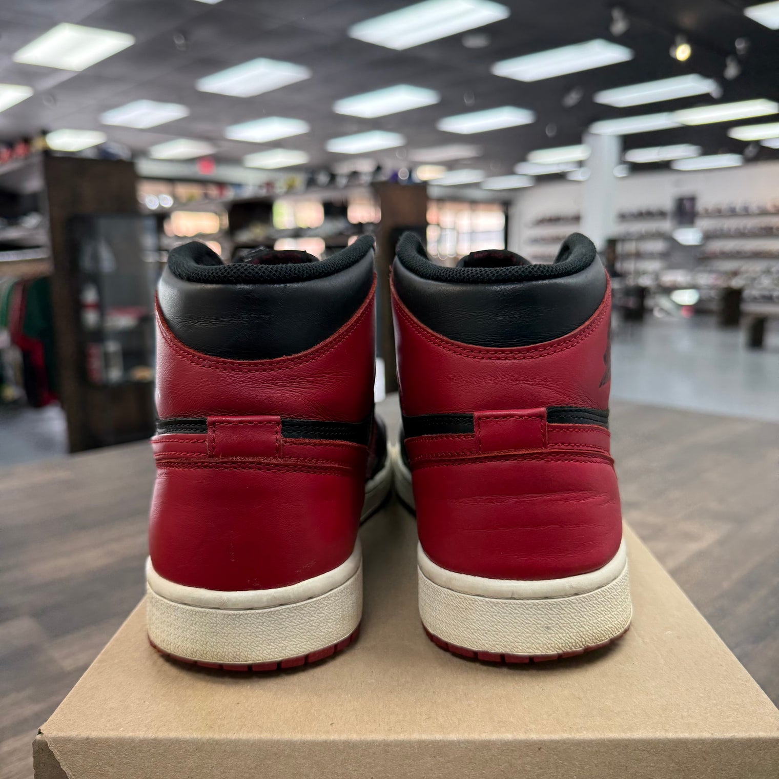 Bred Jordan 1 High (2013) (USED, No Box)