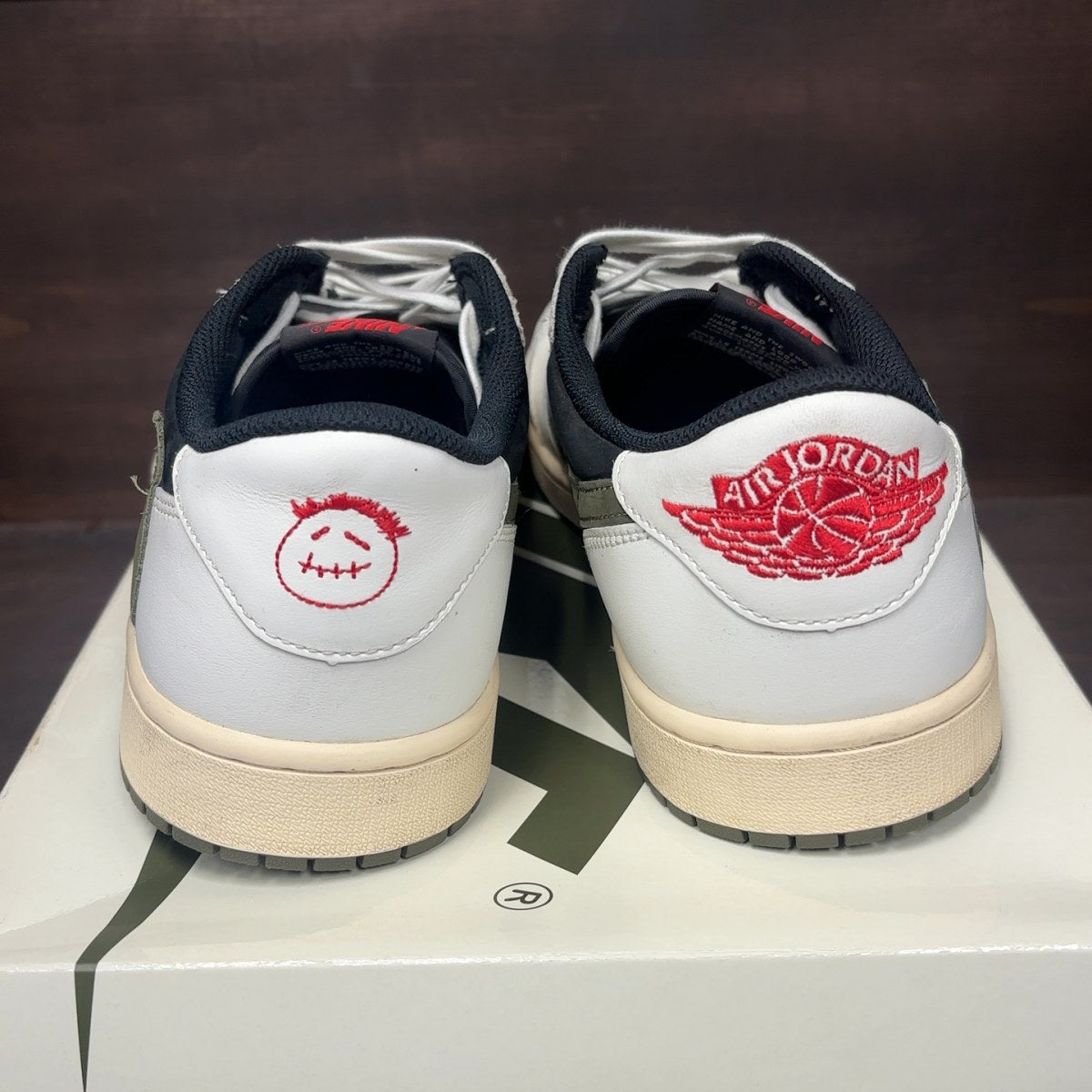 Jordan 1 Retro Low OG SP Travis Scott Olive (Women's) - Image 5
