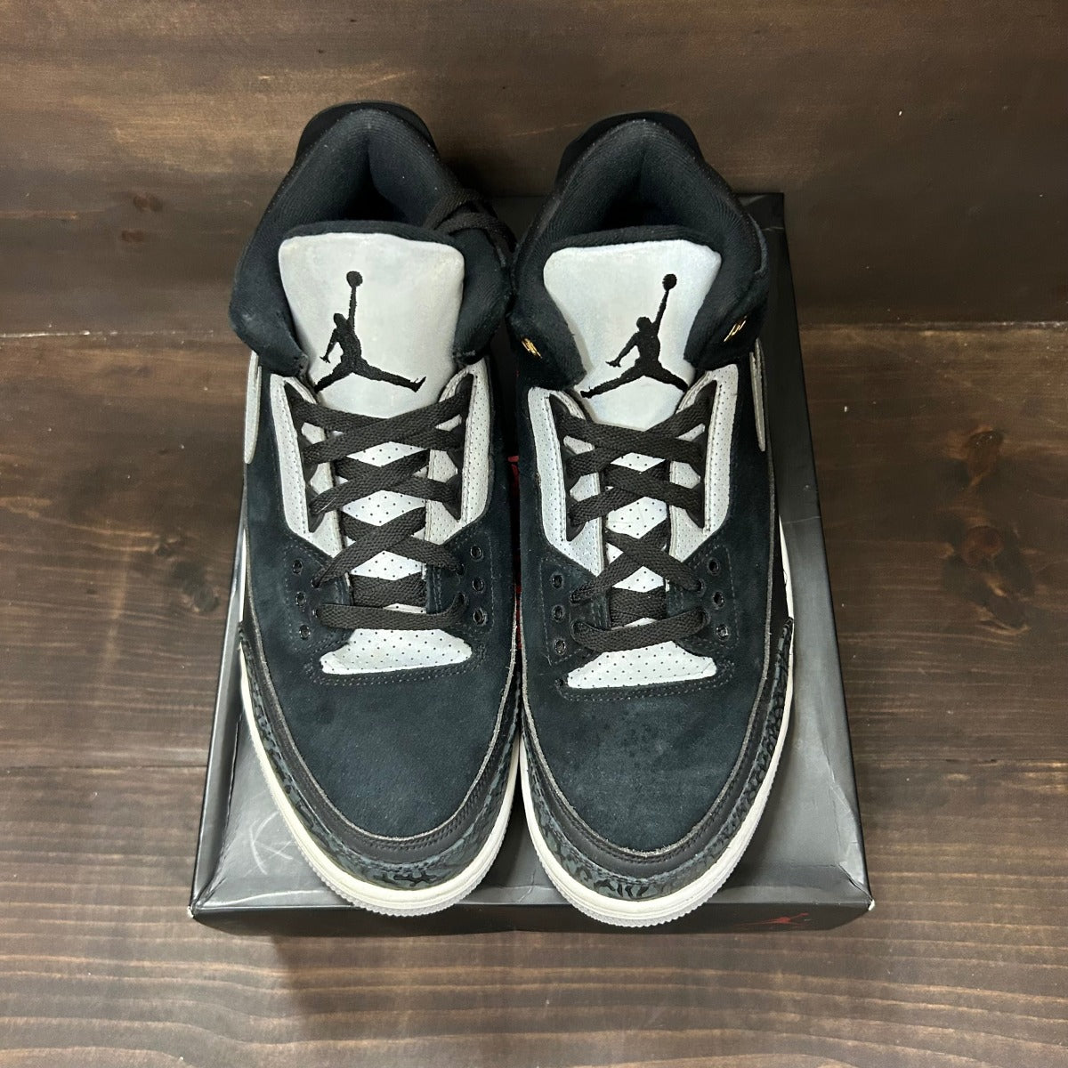 Jordan 3 Retro Tinker Black Cement Gold - Image 3