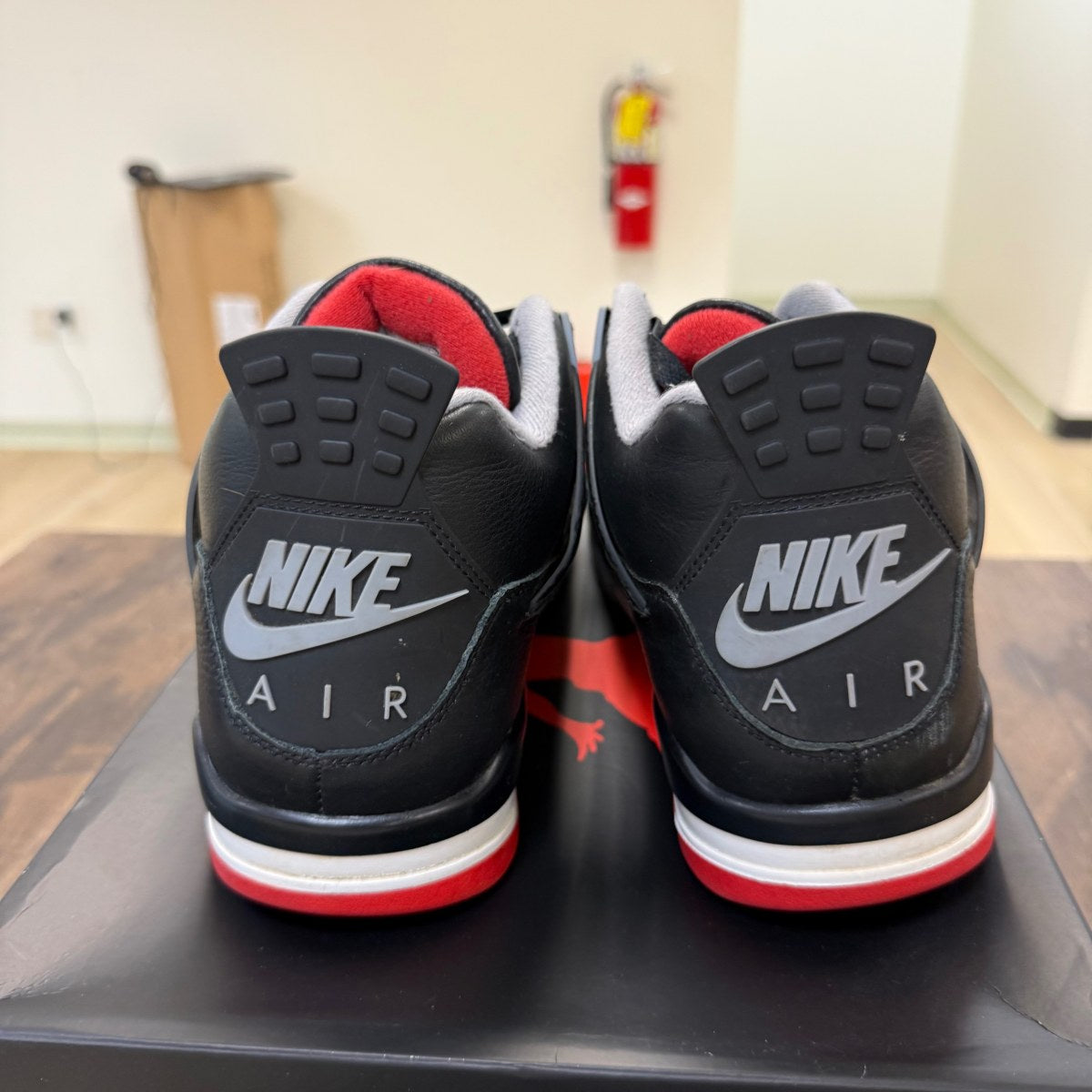 Jordan 4 Retro Bred Reimagined Size 12 (Pre-Owned) - Image 3