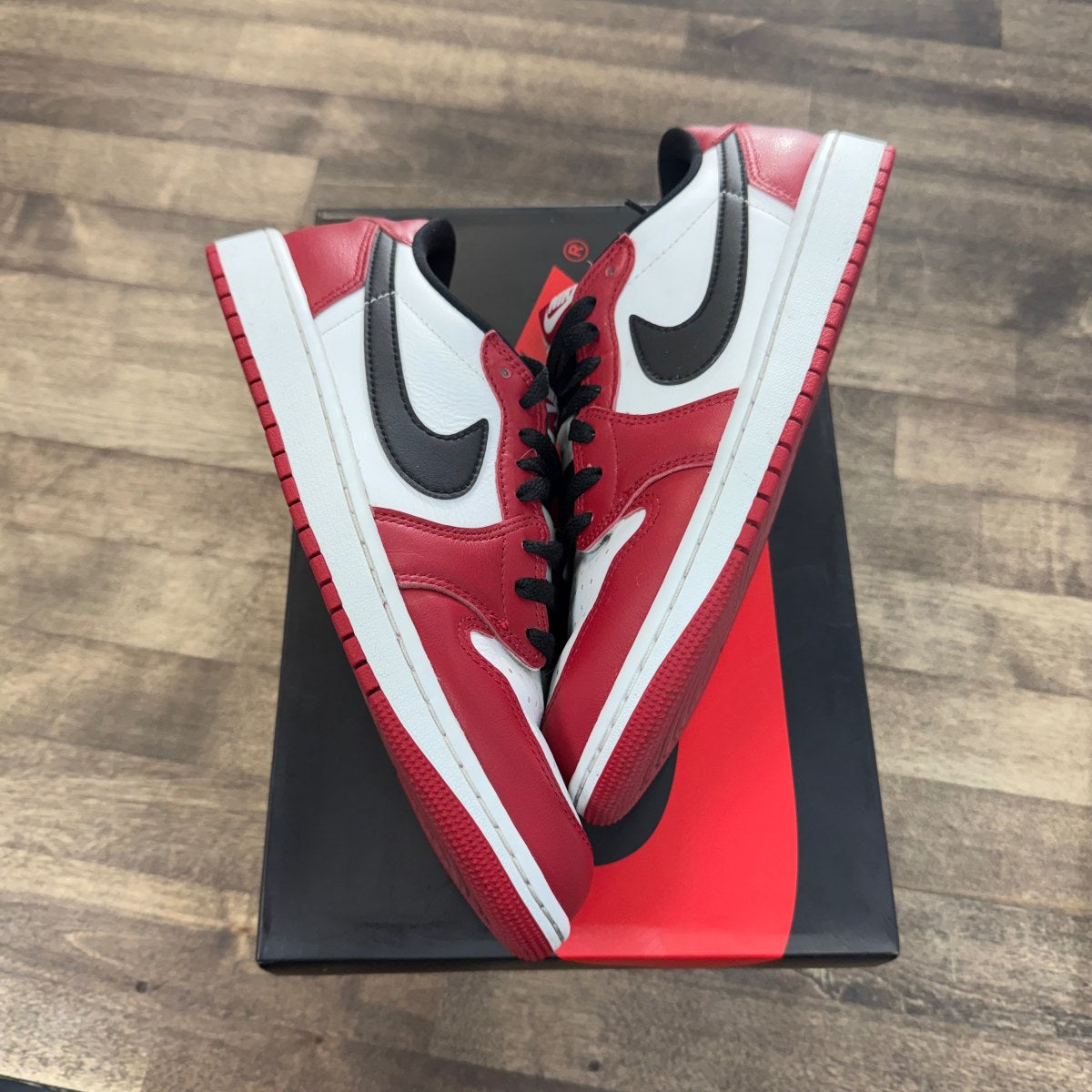 Jordan 1 Retro Low OG Chicago (2025) - Image 1
