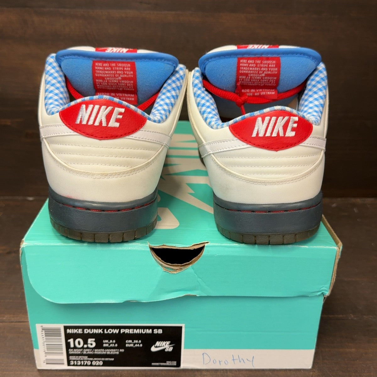 Nike SB Dunk Low Dorothy - Image 5