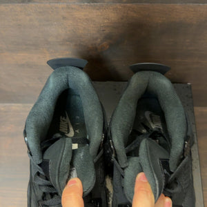 Jordan 4 Retro Black Cat (2025) (GS) - Image 4