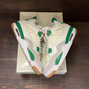 Jordan 4 Retro SB Pine Green Size 10 (Pre-Owned) - back