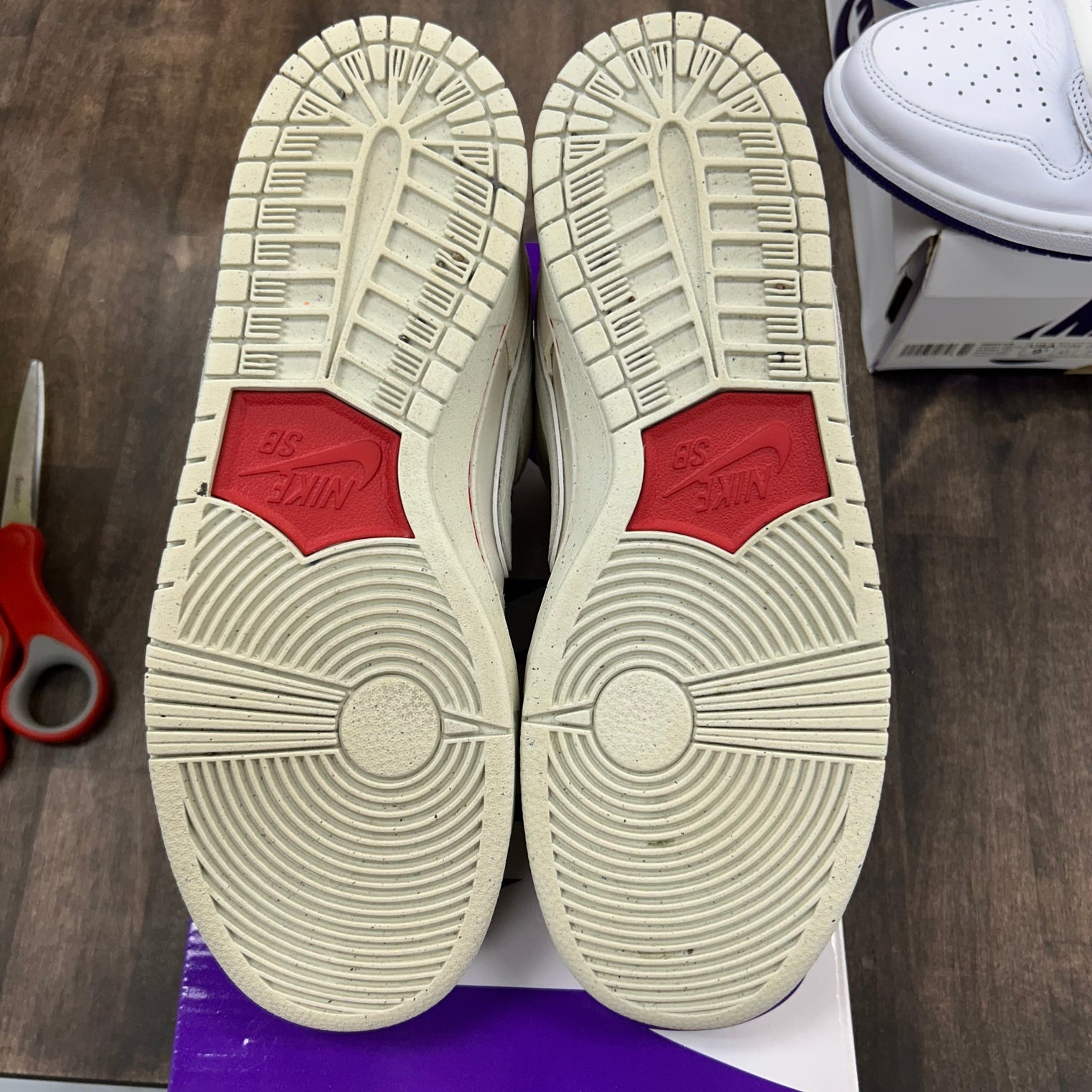 City of Love Light Bone SB Dunk Low (USED)