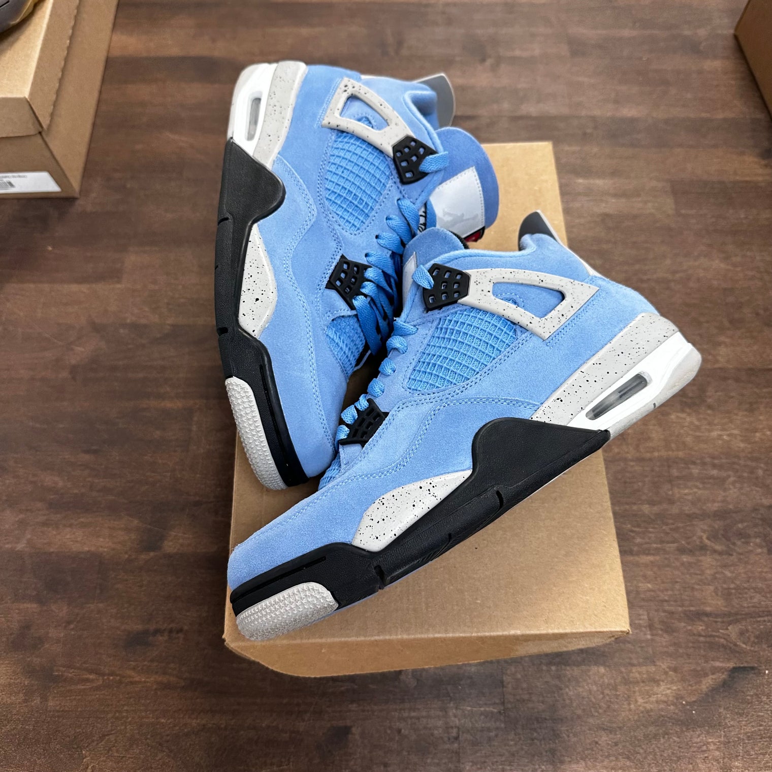 University Blue Jordan 4 Retro (USED, No Box)