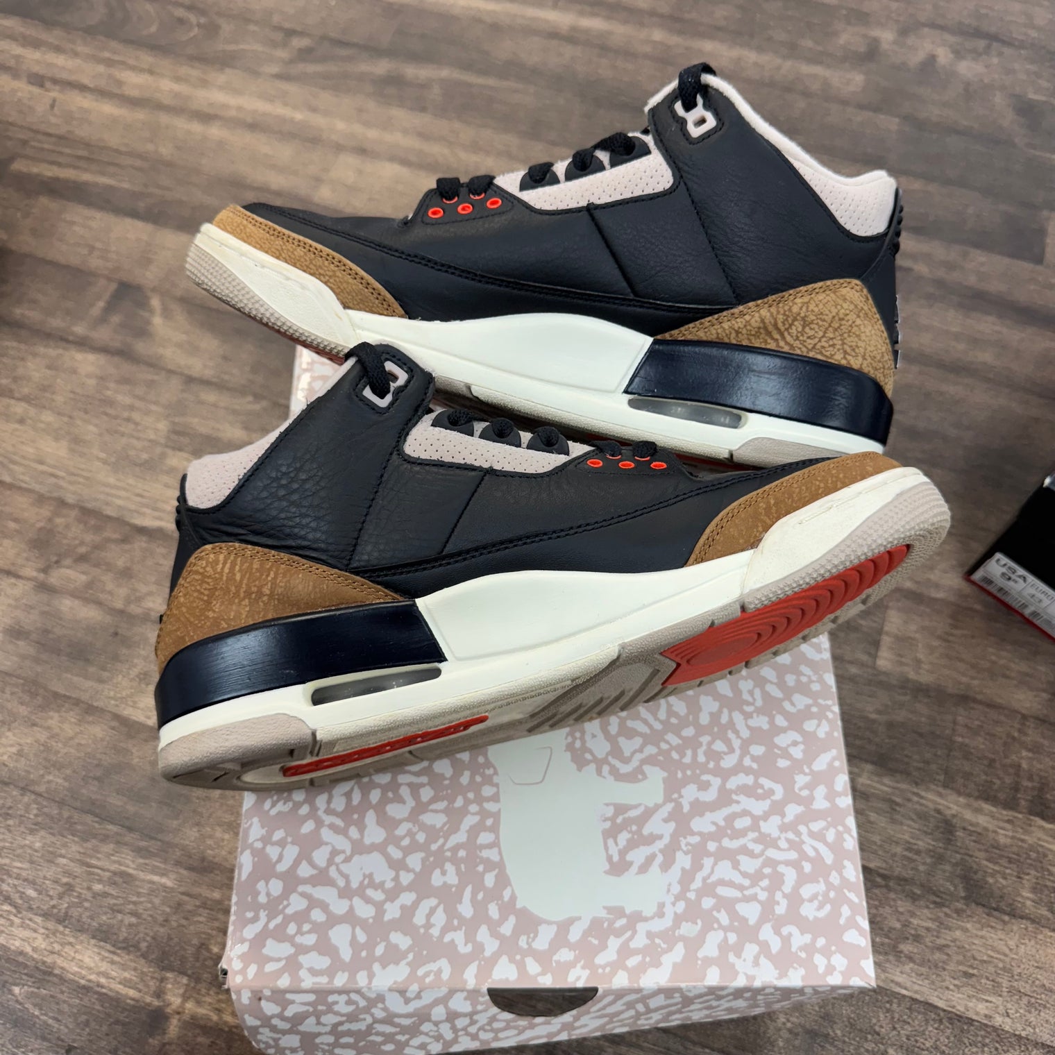 Desert Elephant Jordan 3 Retro (USED)