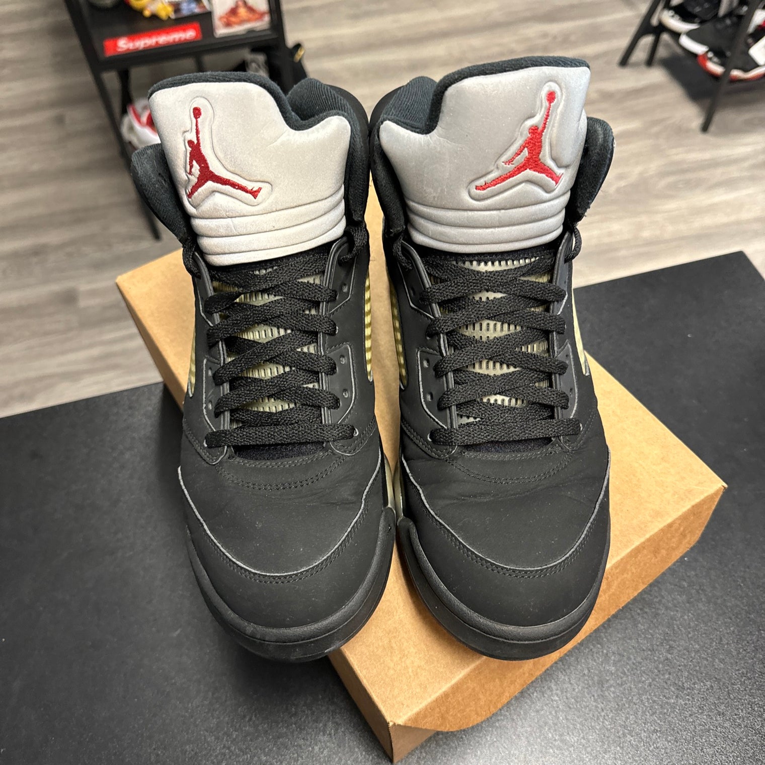 Black Metallic Jordan 5 (USED, No Box)