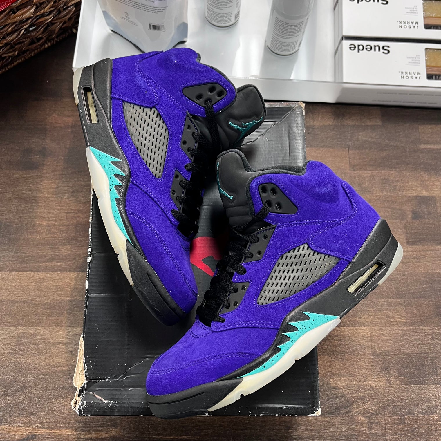 Alternate Grape Jordan 5 (USED)