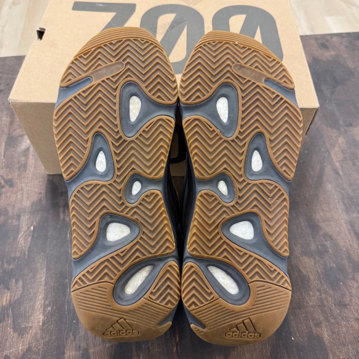 adidas Yeezy Boost 700 V2 Tephra - Image 5