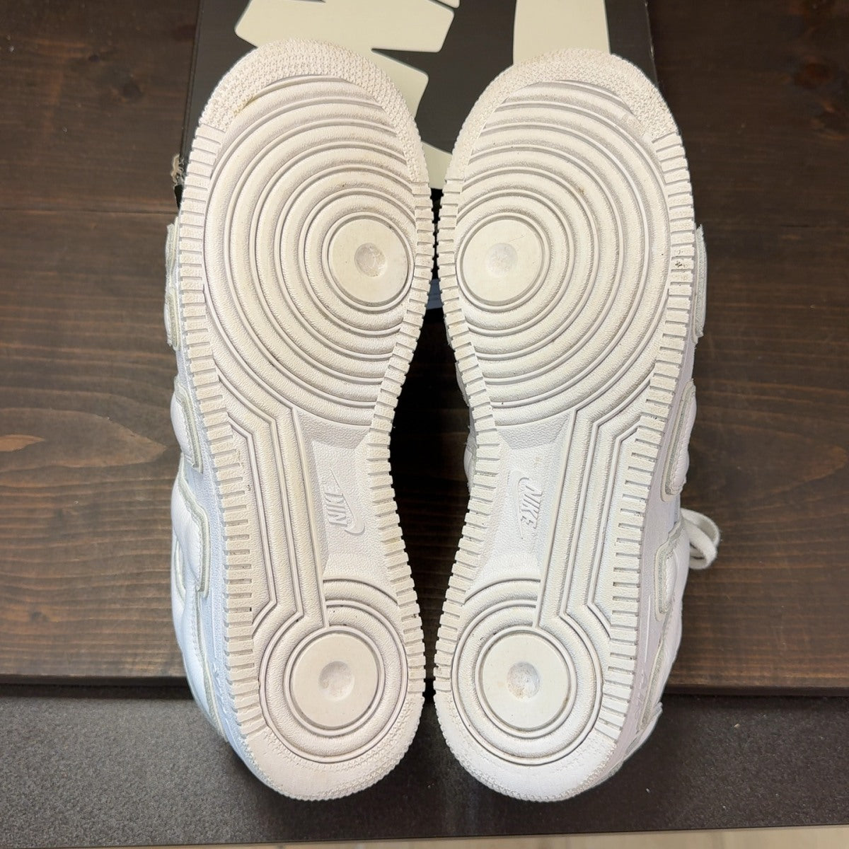 Nike Air Force 1 Low Cactus Plant Flea Market White (2024) - Image 9