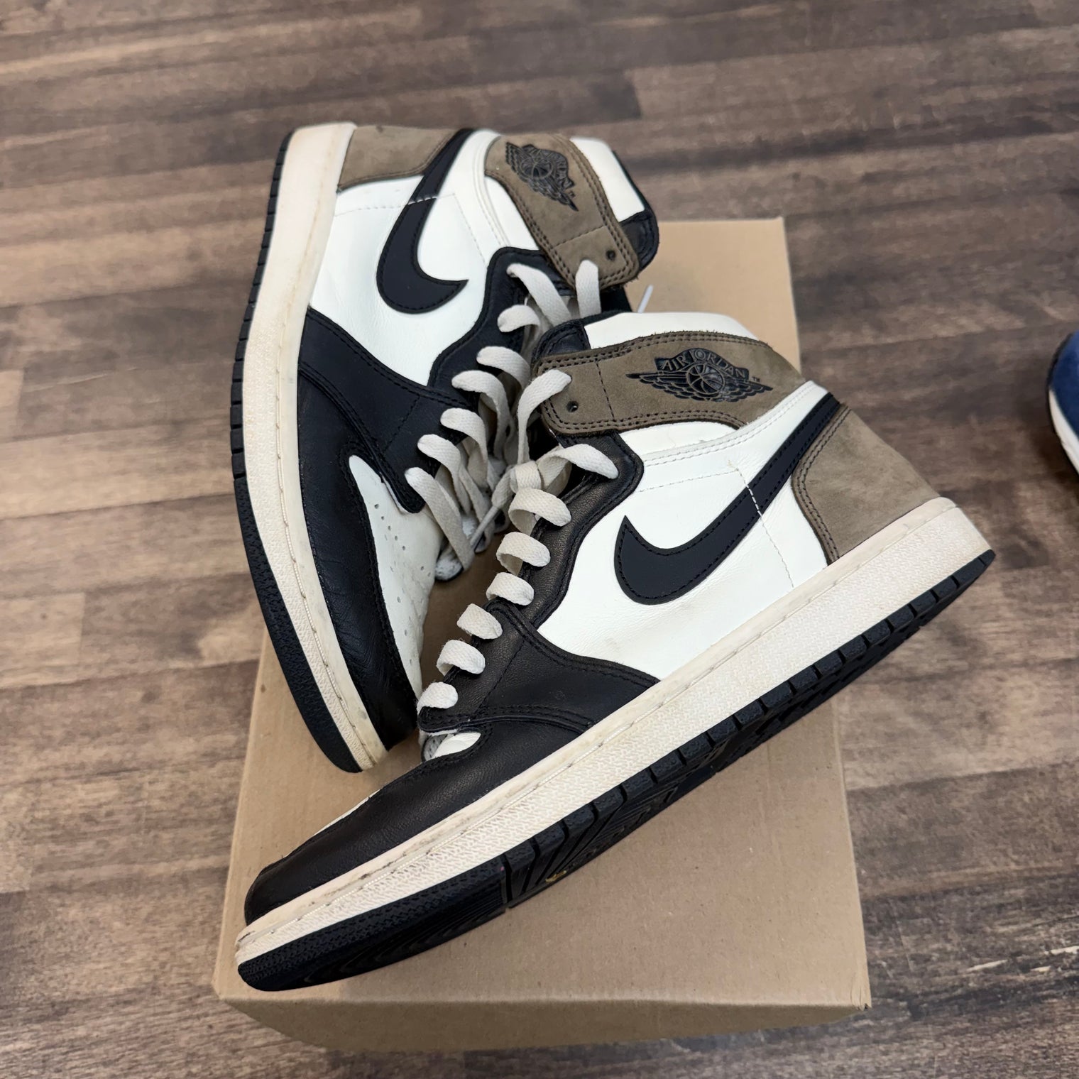 Mocha Jordan 1 High (USED, No Box)