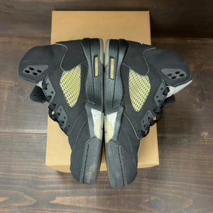 Jordan 5 Retro Black Metallic (2016) Size 9 (Pre-Owned) - aux