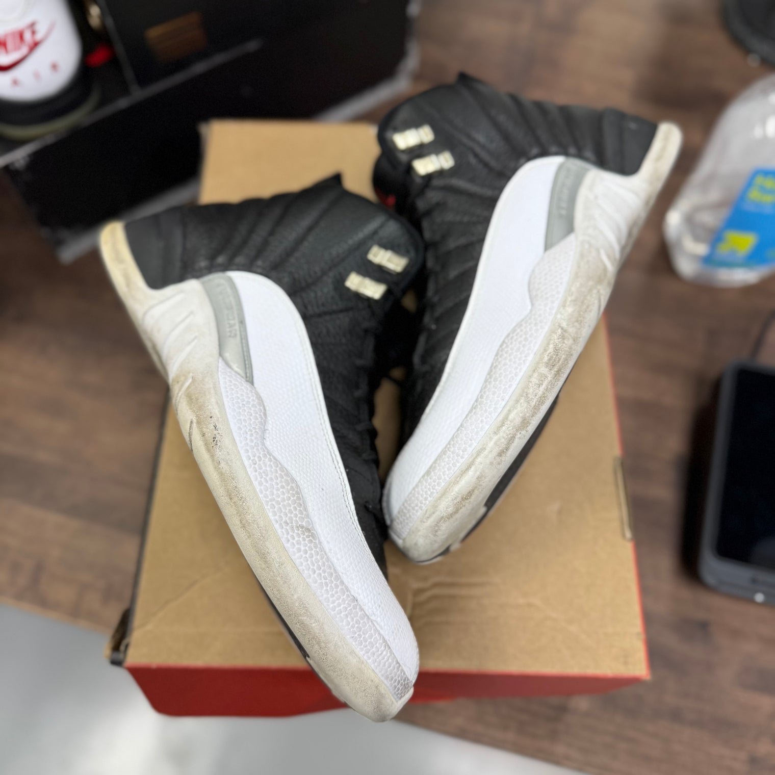 Playoffs Jordan 12 Retro (USED)