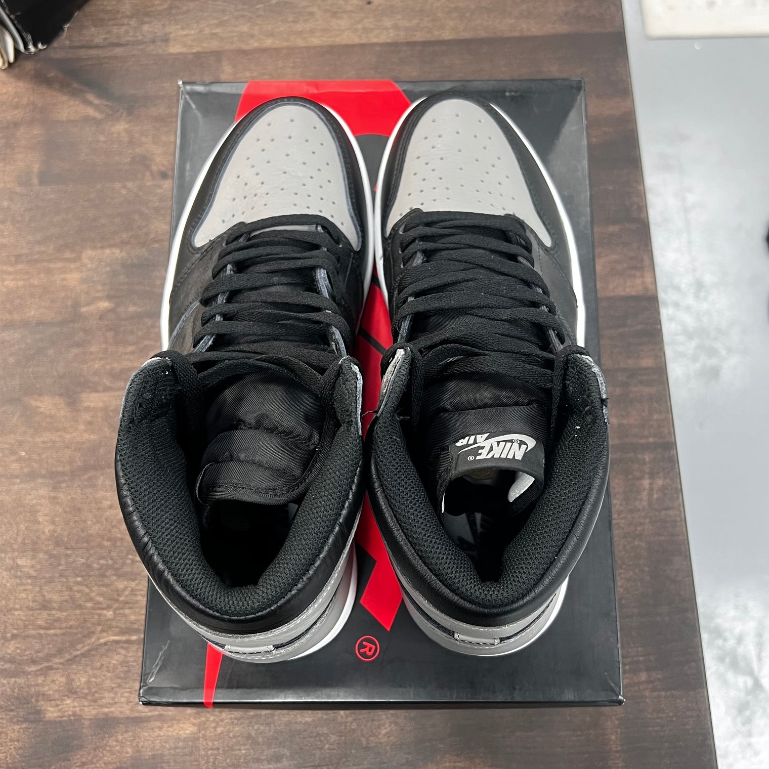 Shadow Jordan 1 High (2018) (Lightly Worn)