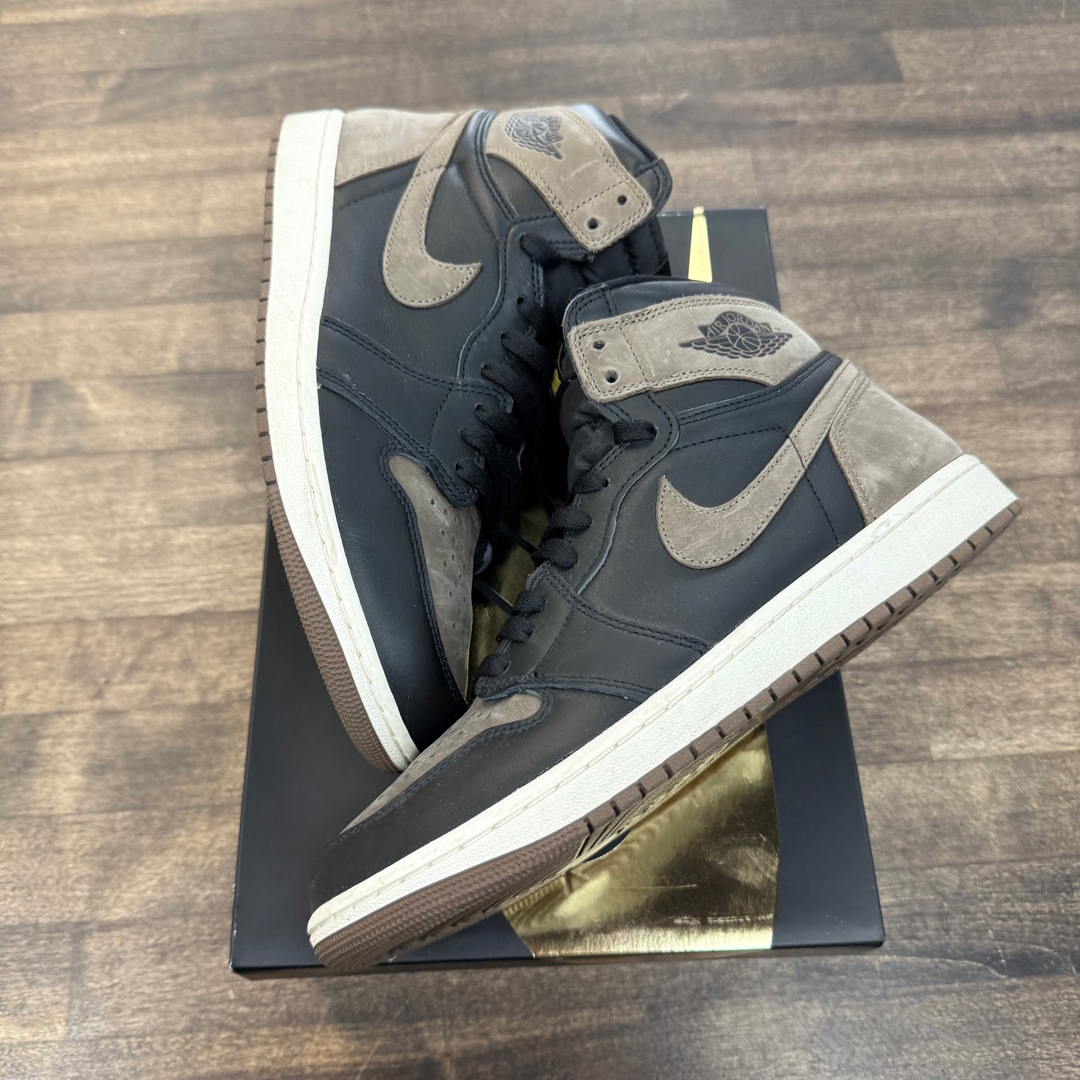 Palomino Jordan 1 High (USED)