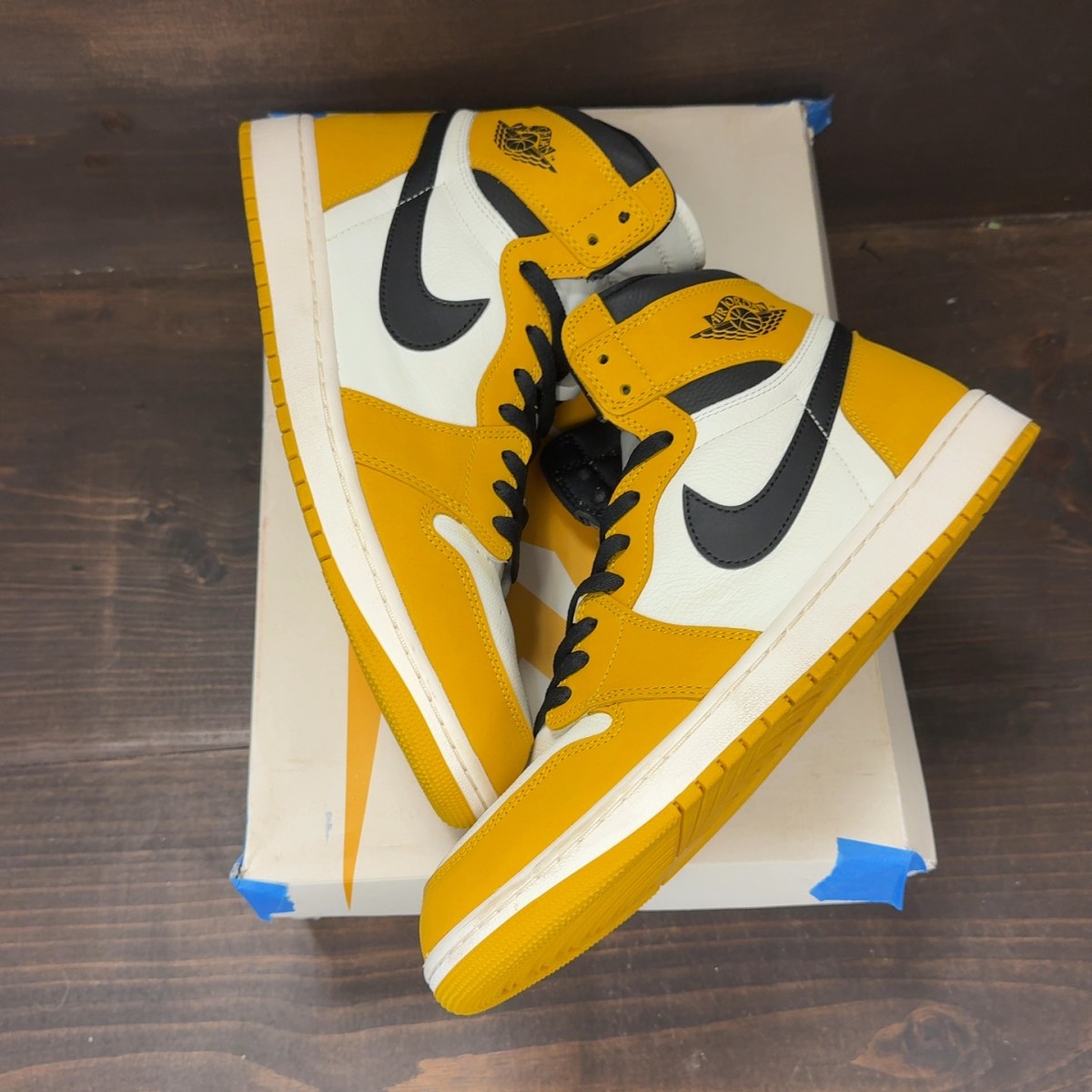 Jordan 1 Retro High OG Yellow Ochre - Image 2