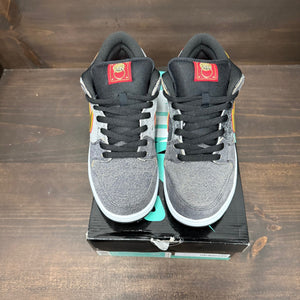 Nike SB Dunk Low Beijing Metallic Gold - Image 3