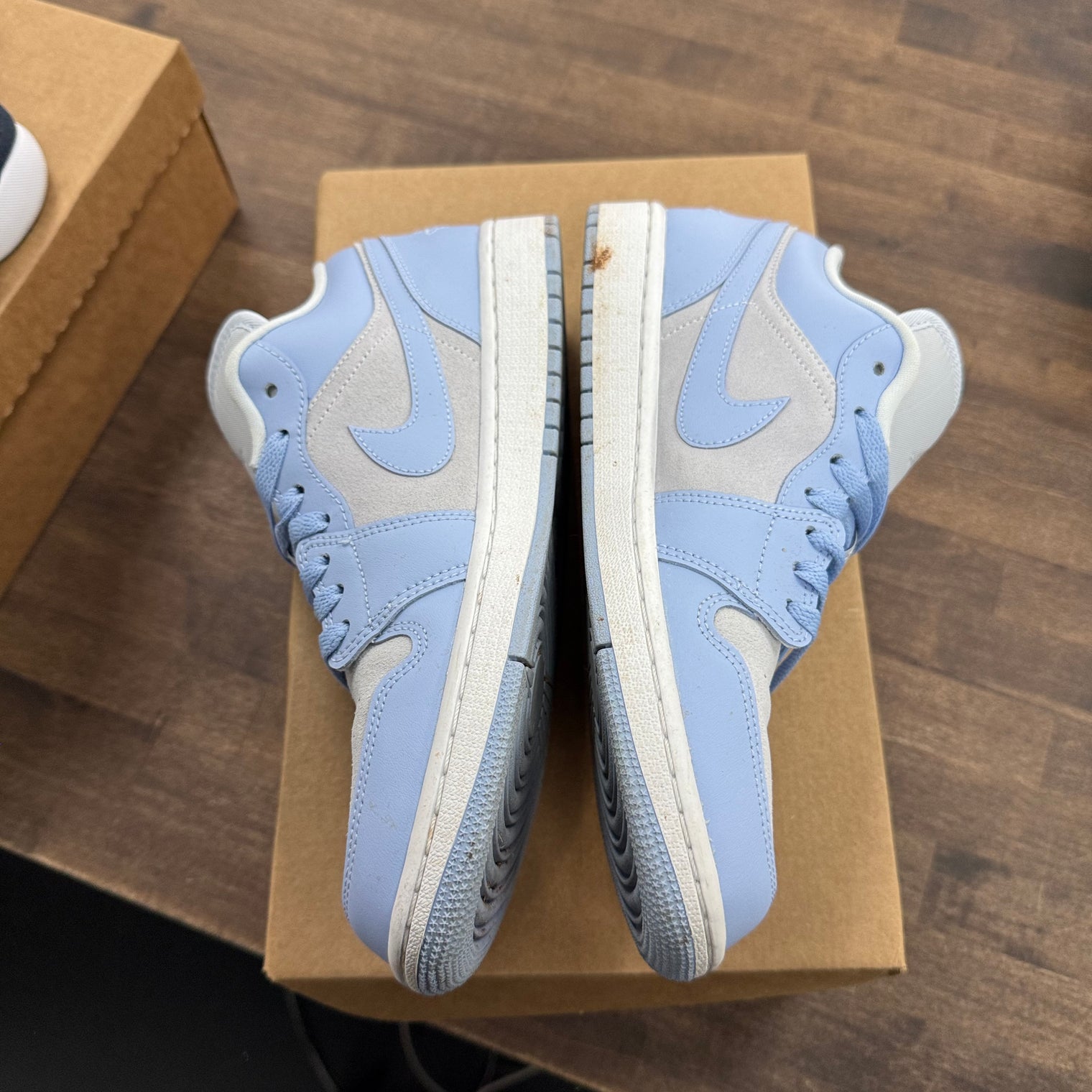 Aluminum Jordan 1 Low (W) (USED, No Box)