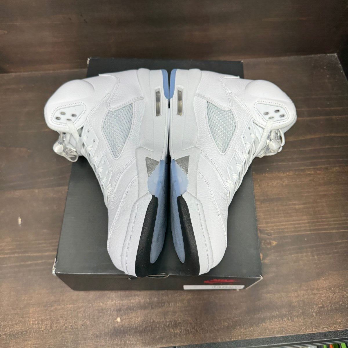 Jordan 5 Retro White Metallic (2026) - Image 4