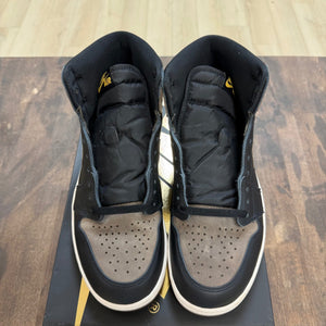 Jordan 1 Retro High OG Palomino Size 10 (Pre-Owned)