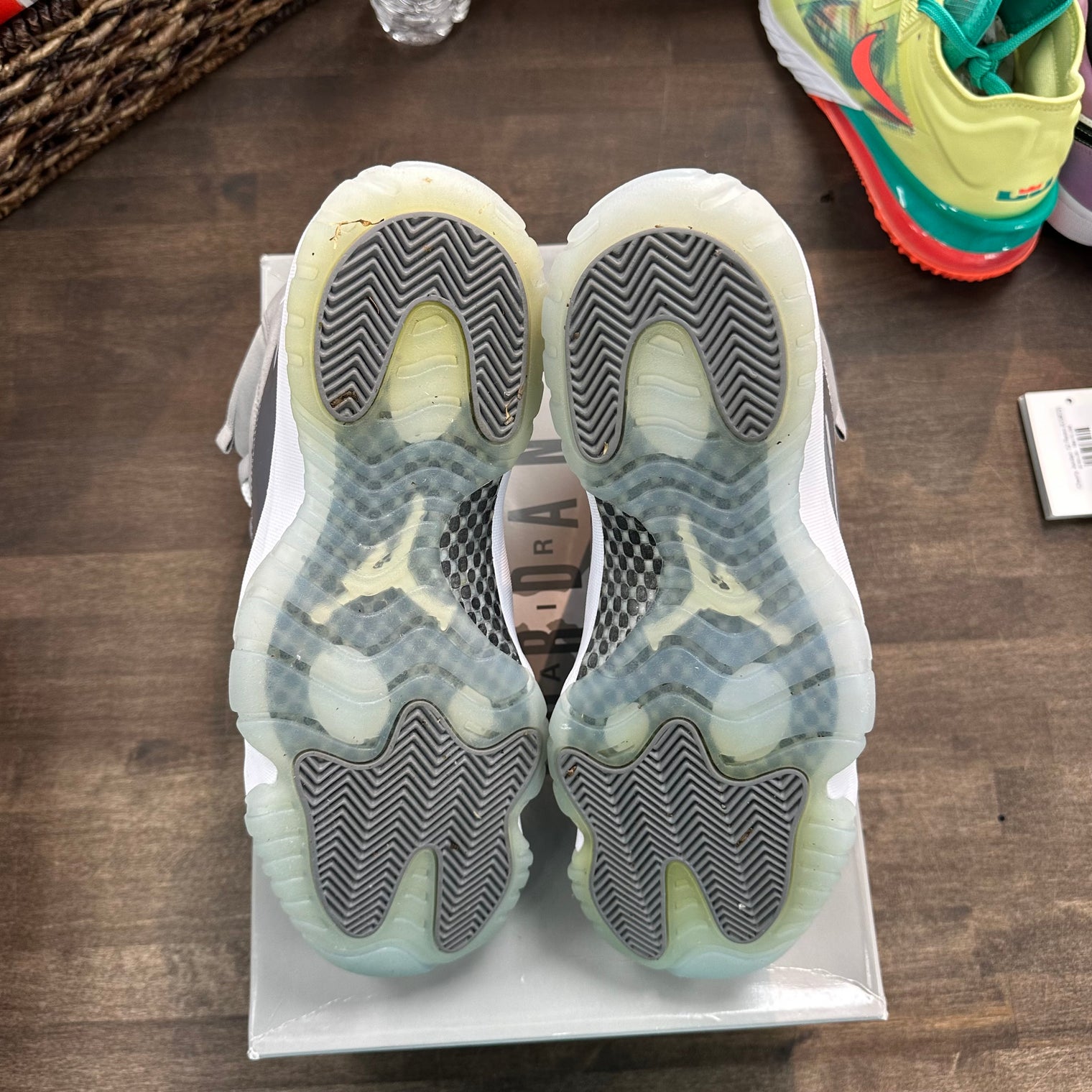 Cool Grey Jordan 11 Retro (2021) (USED)