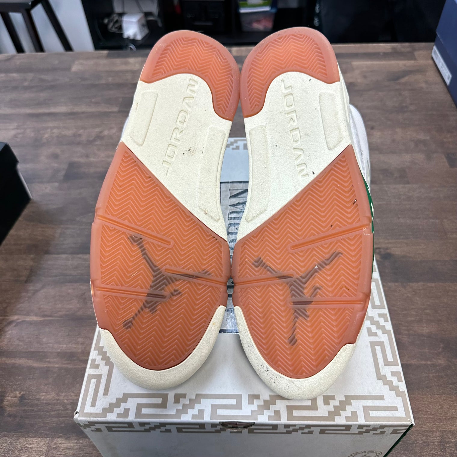 El Grito Sail Jordan 5 Retro (USED)