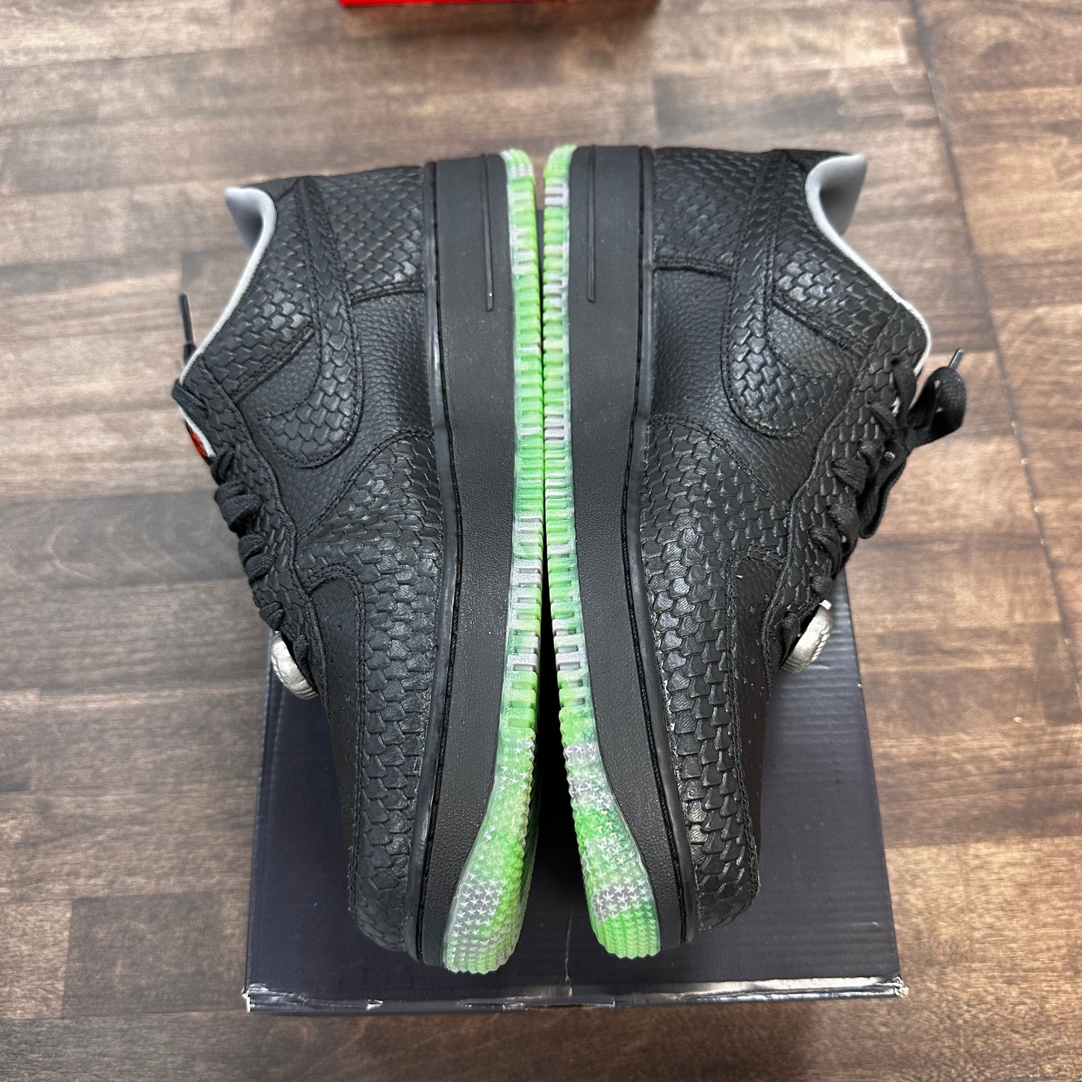 Nike Air Force 1 Halloween Headless Horseman (USED)