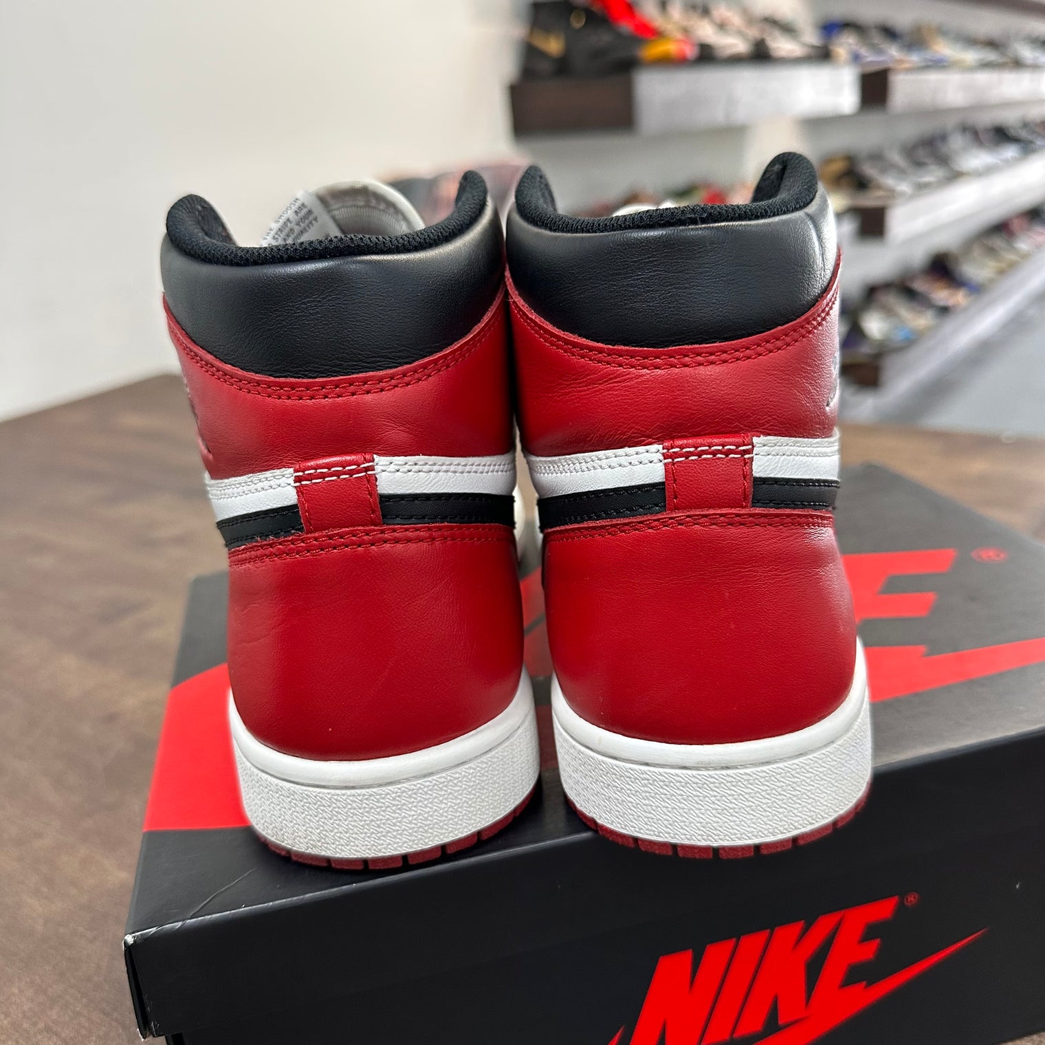 Black Toe Jordan 1 High (2016) (USED)