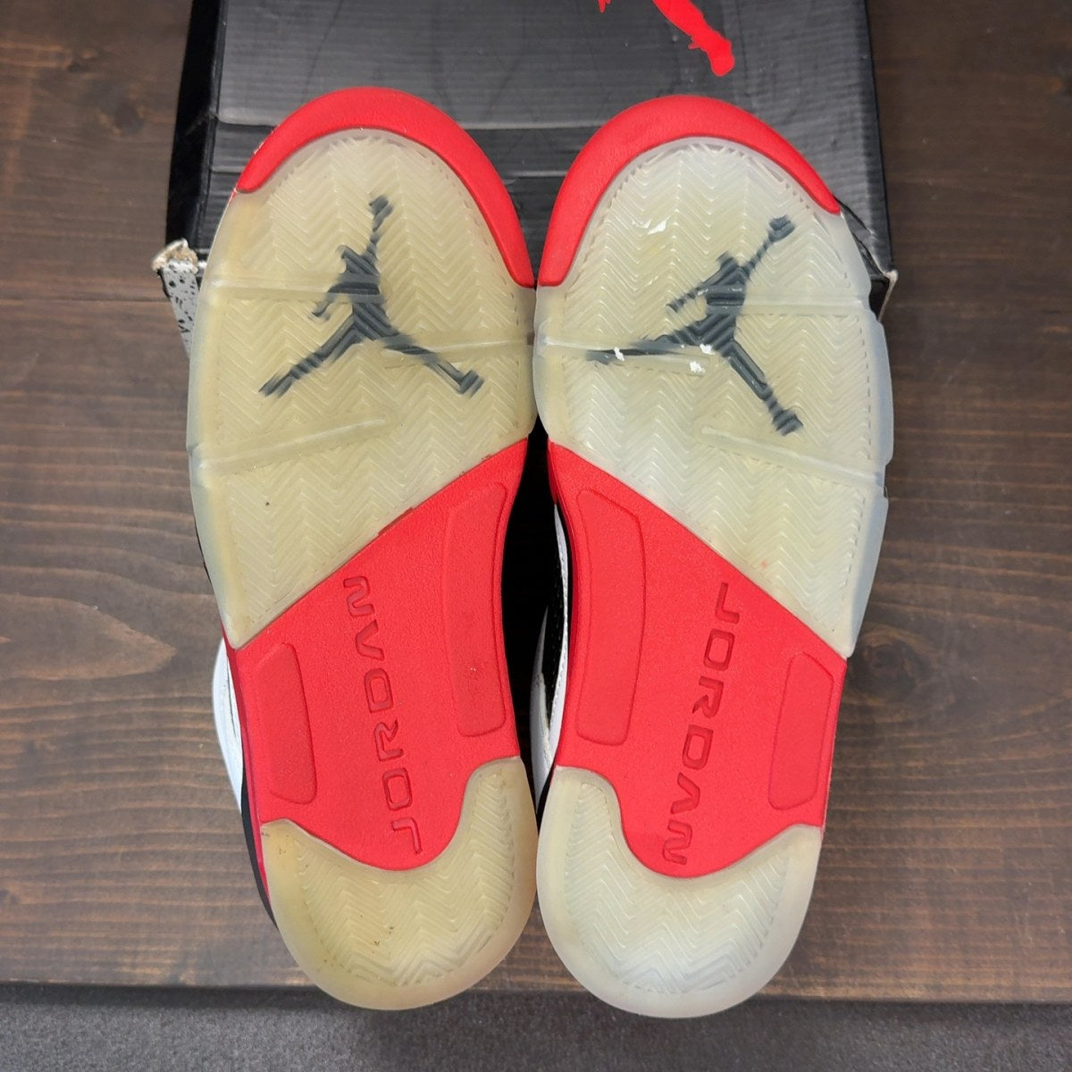 Jordan 5 Retro Low Fire Red - Image 8