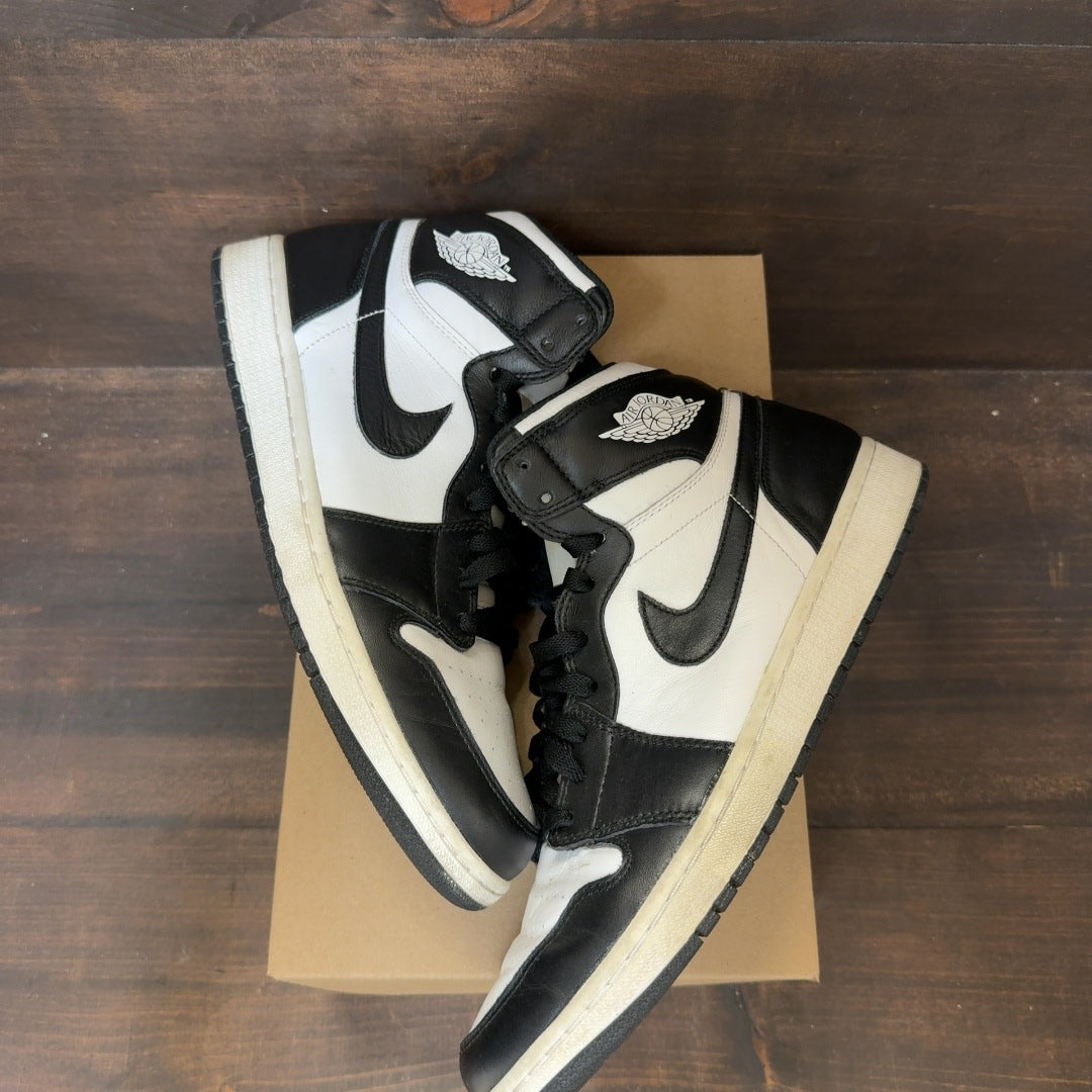 Jordan 1 Retro Black White (2014) Size 12 (Pre-Owned) - Image 2