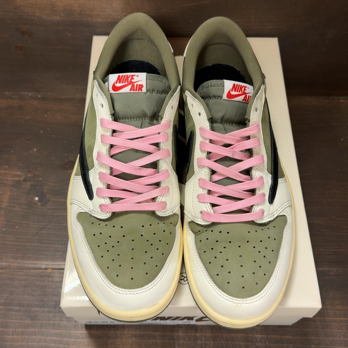 Jordan 1 Retro Low OG SP Travis Scott Medium Olive Size 11.5 (Pre-Owned) - tag