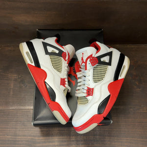 Jordan 4 Retro Fire Red (2020) Size 9 (Pre-Owned) - back