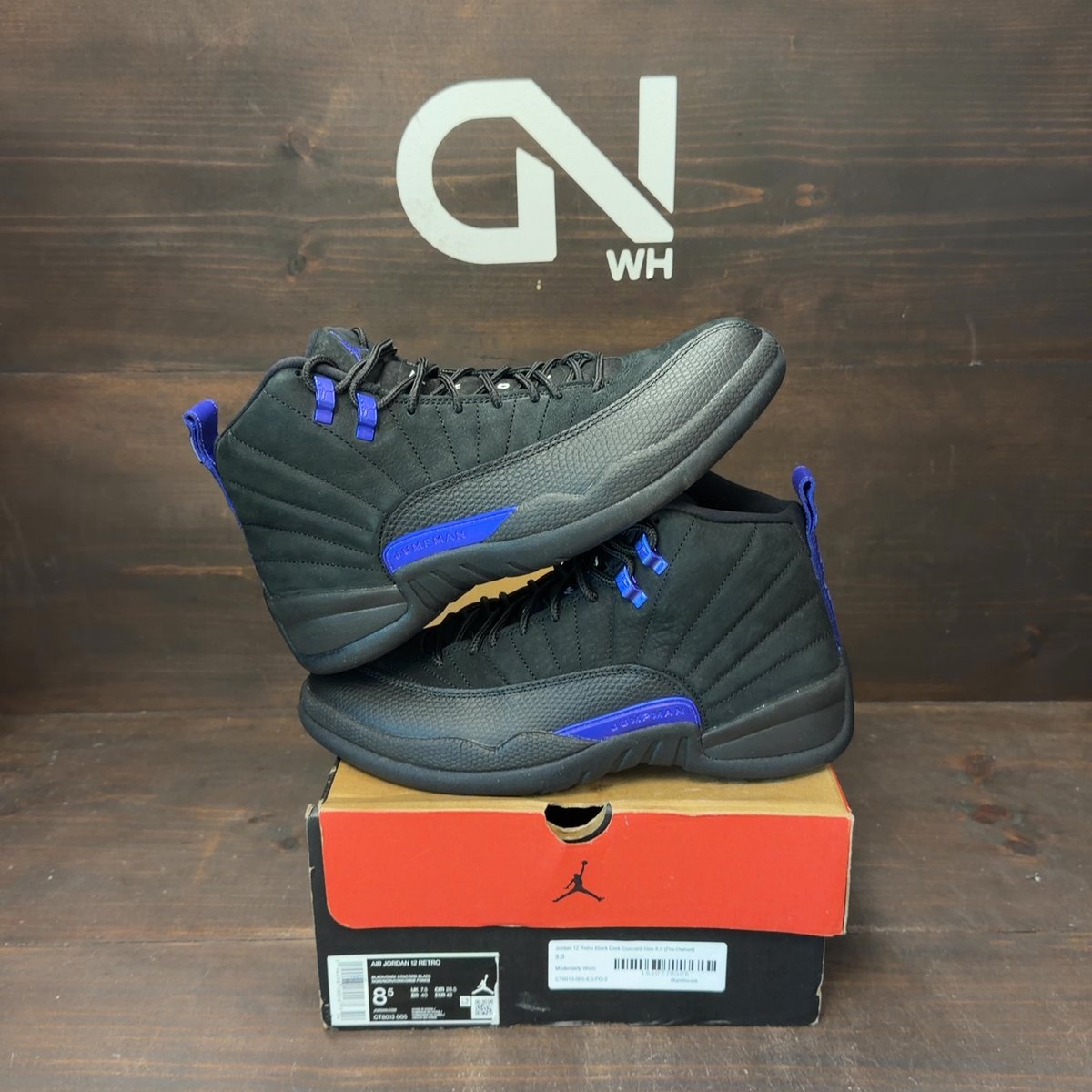 Jordan 12 Retro Black Dark Concord Size 8.5 (Pre-Owned) - front