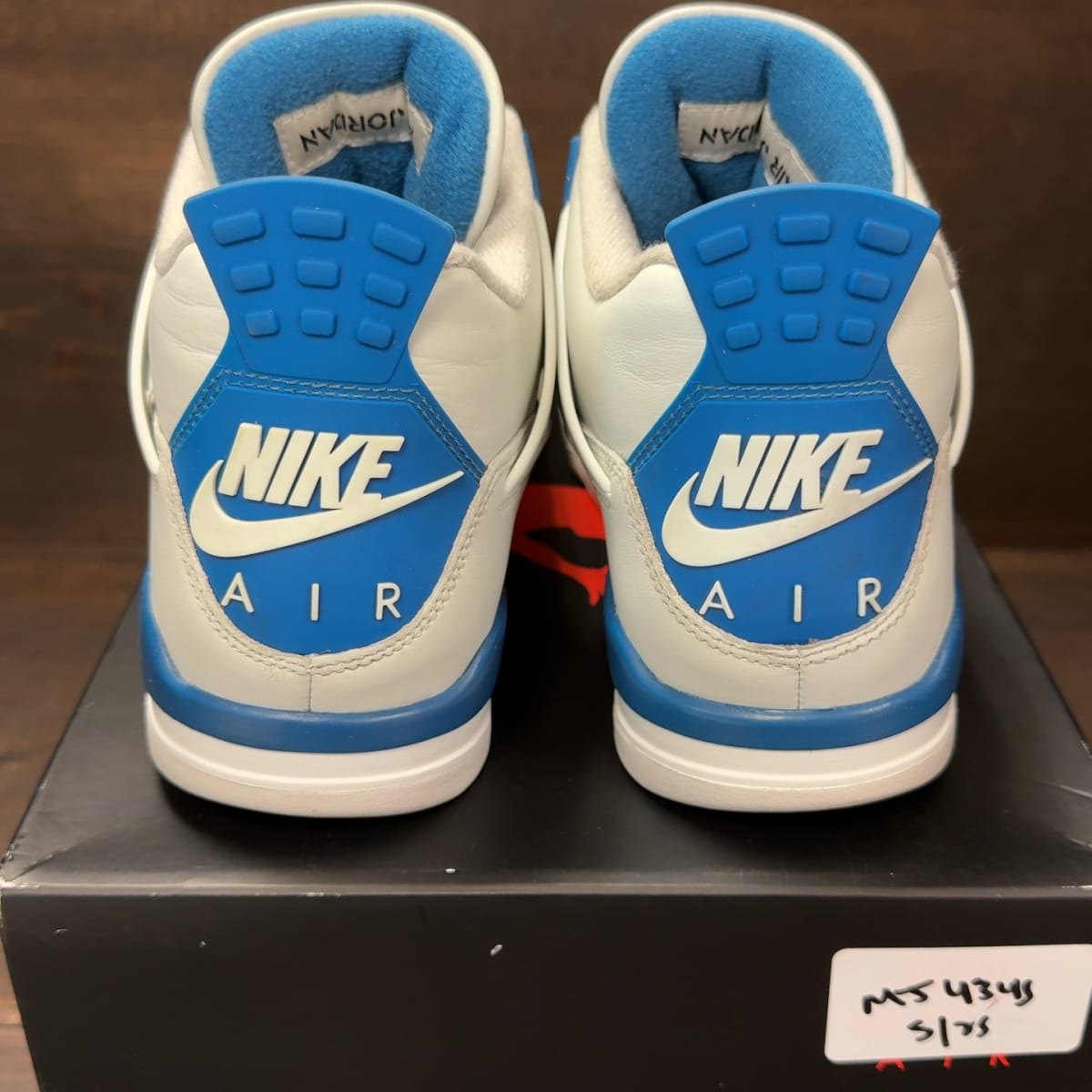 Jordan 4 Retro Military Blue (2024) Size 8.5 (Pre-Owned) - aux
