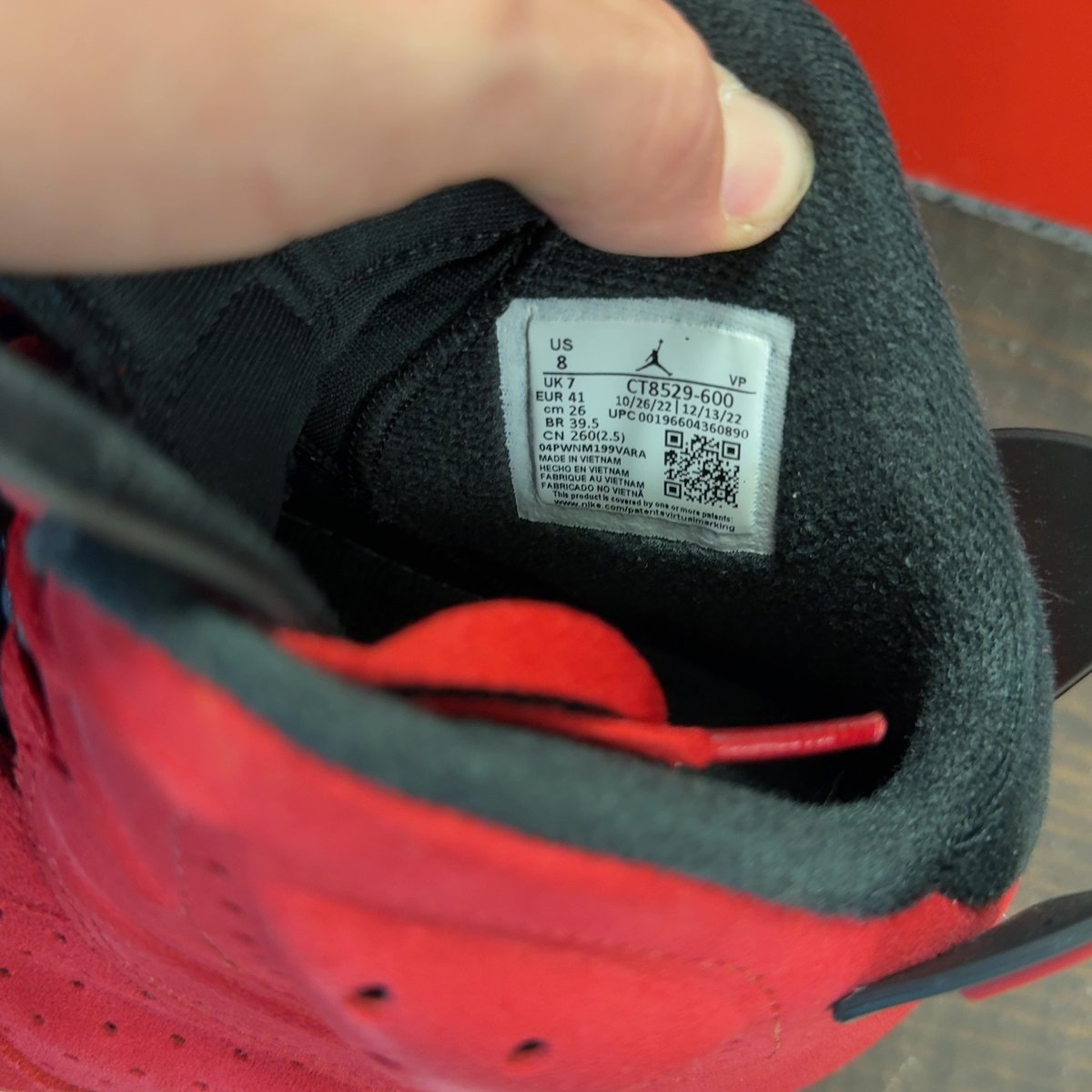 Jordan 6 Retro Toro Bravo Size 8 (Pre-Owned) - aux