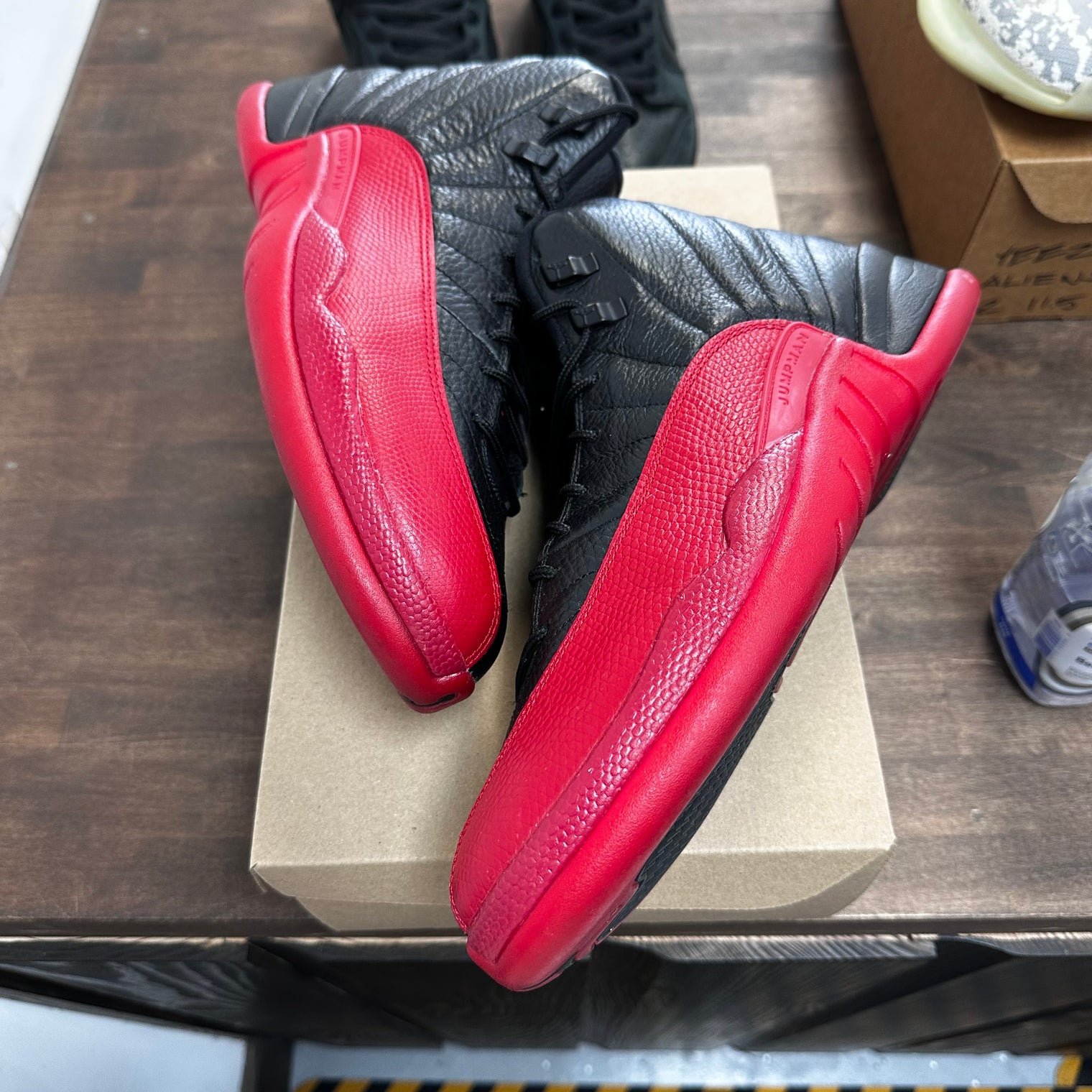 Flu Game Jordan 12 (2016) (USED,No Box)