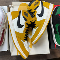 Yellow Ochre Jordan 1 Retro High OG (USED,Damaged Box)