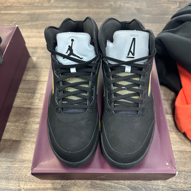 A Ma Maniere Dusk Jordan 5 Retro (Lightly worn)