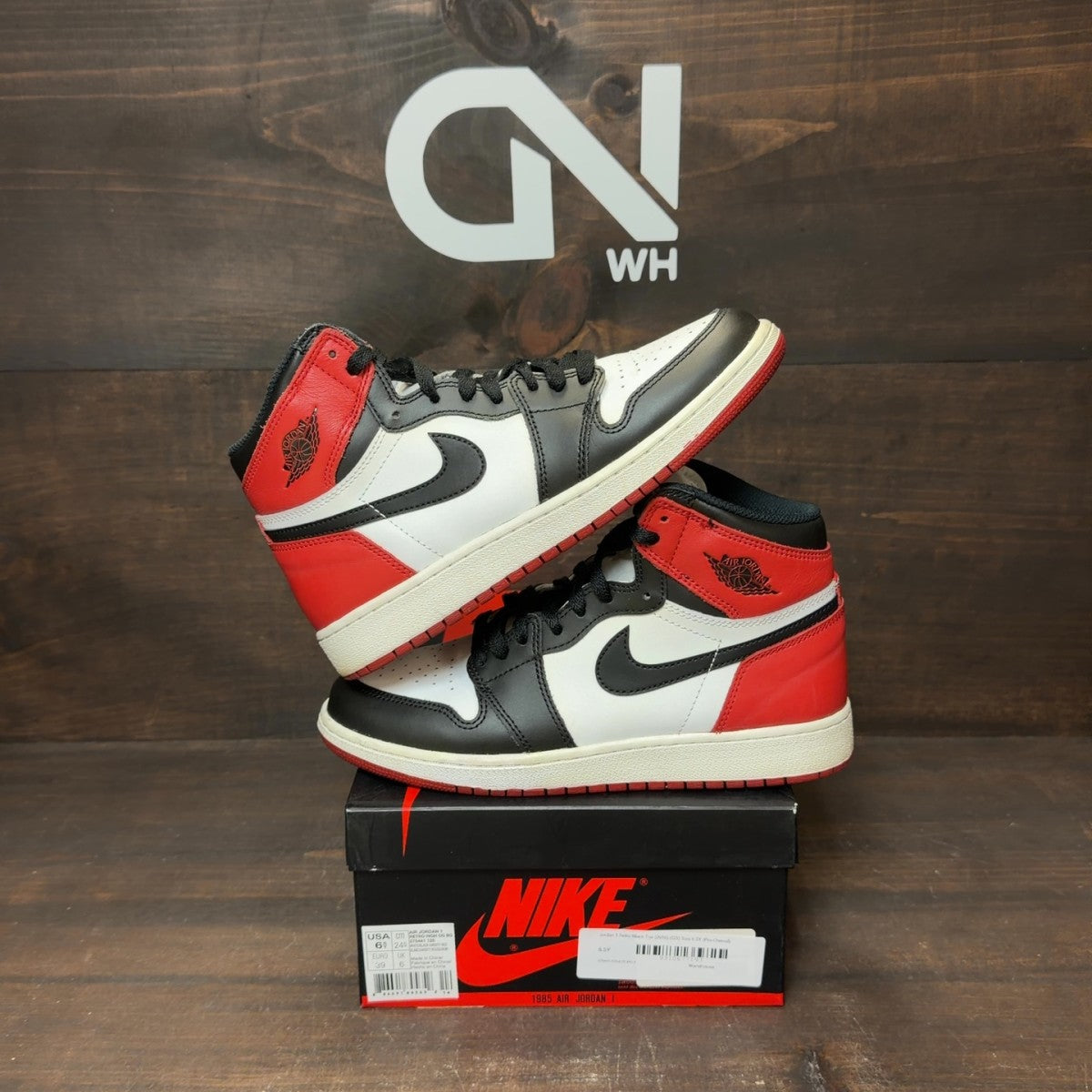 Jordan 1 Retro Black Toe (2016) (GS) - Image 1