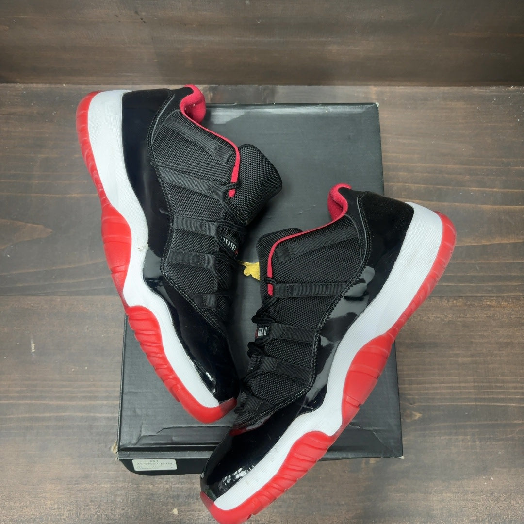 Jordan 11 Retro Low Bred (2015) - Image 2