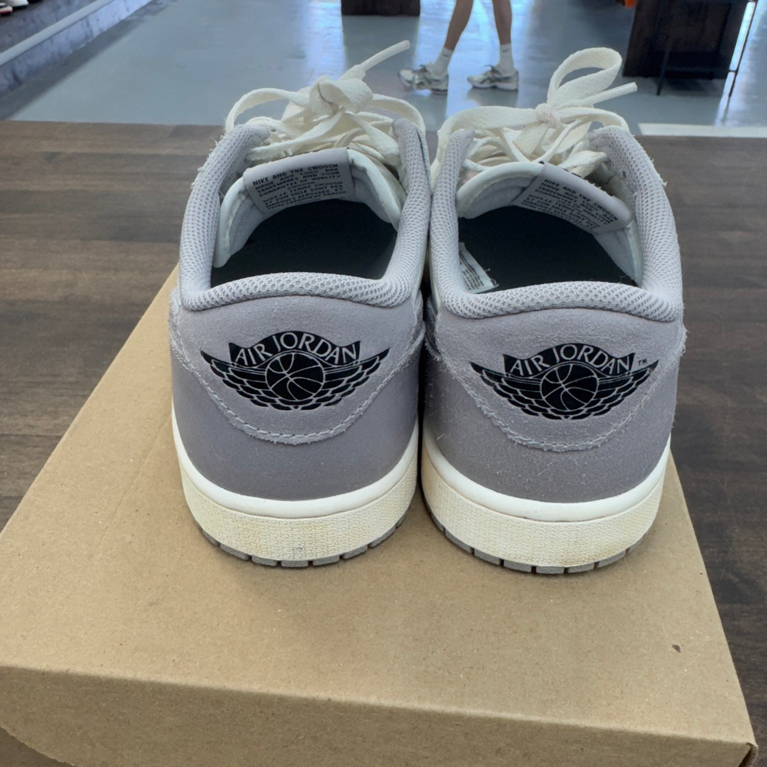 Atmosphere Jordan 1 Low (USED, no box)