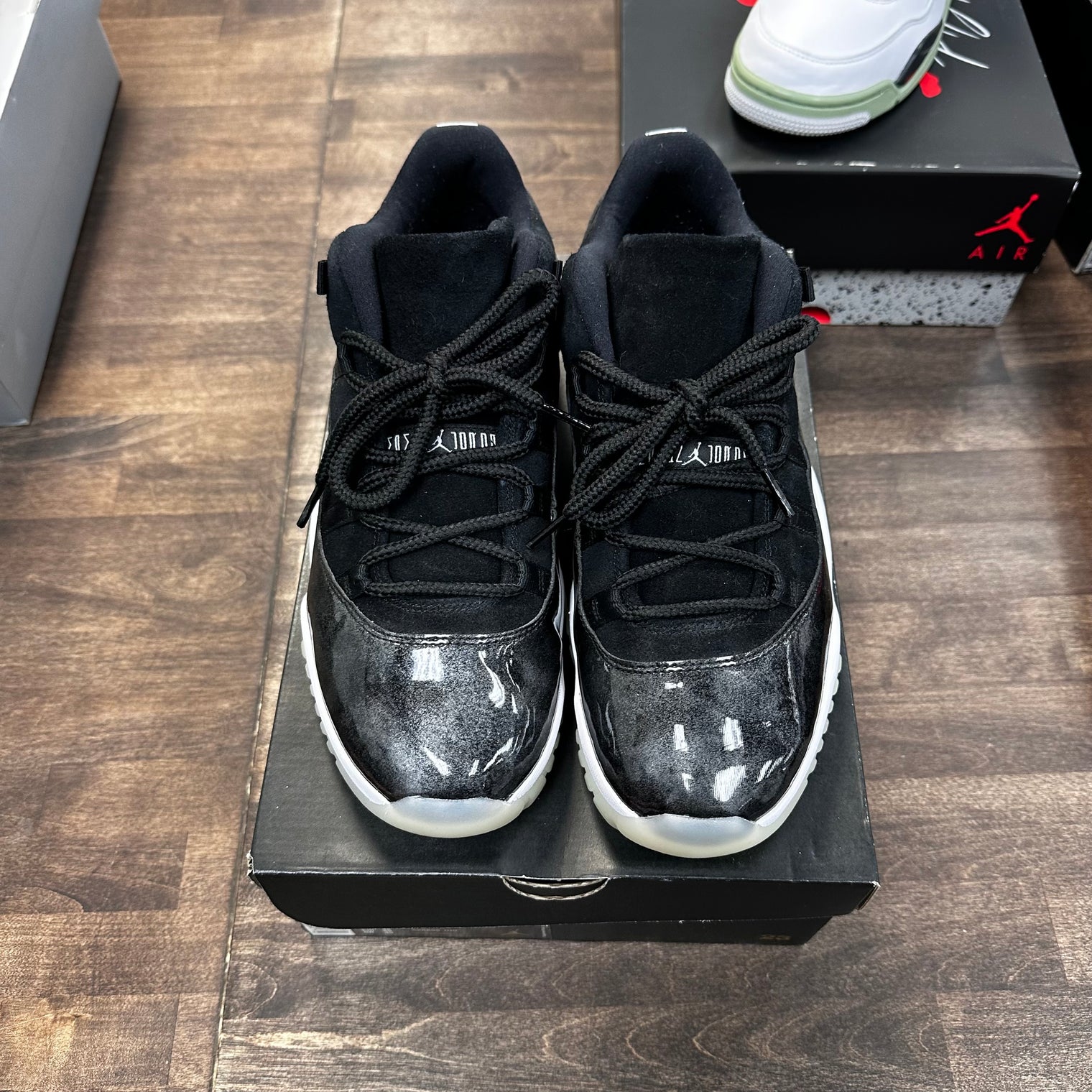 Baron Jordan 11 Low (USED)