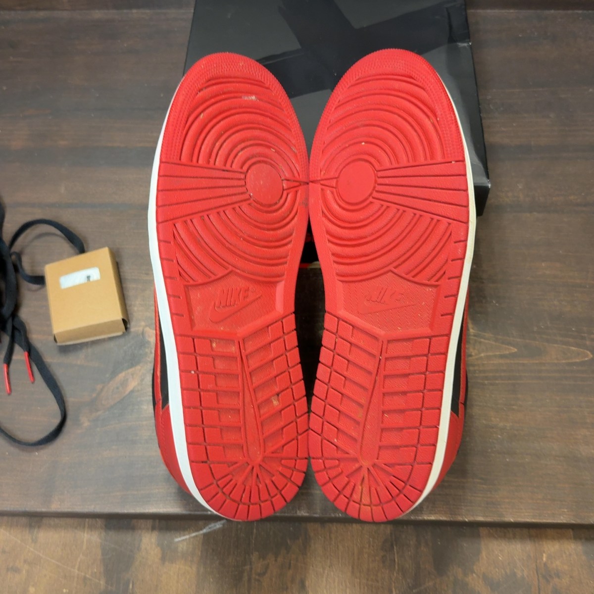 Jordan 1 Retro Low OG Banned - Image 9