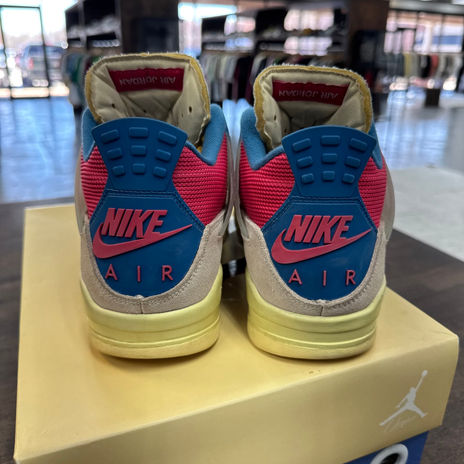 Guava Ice Union Jordan 4 SP (USED)