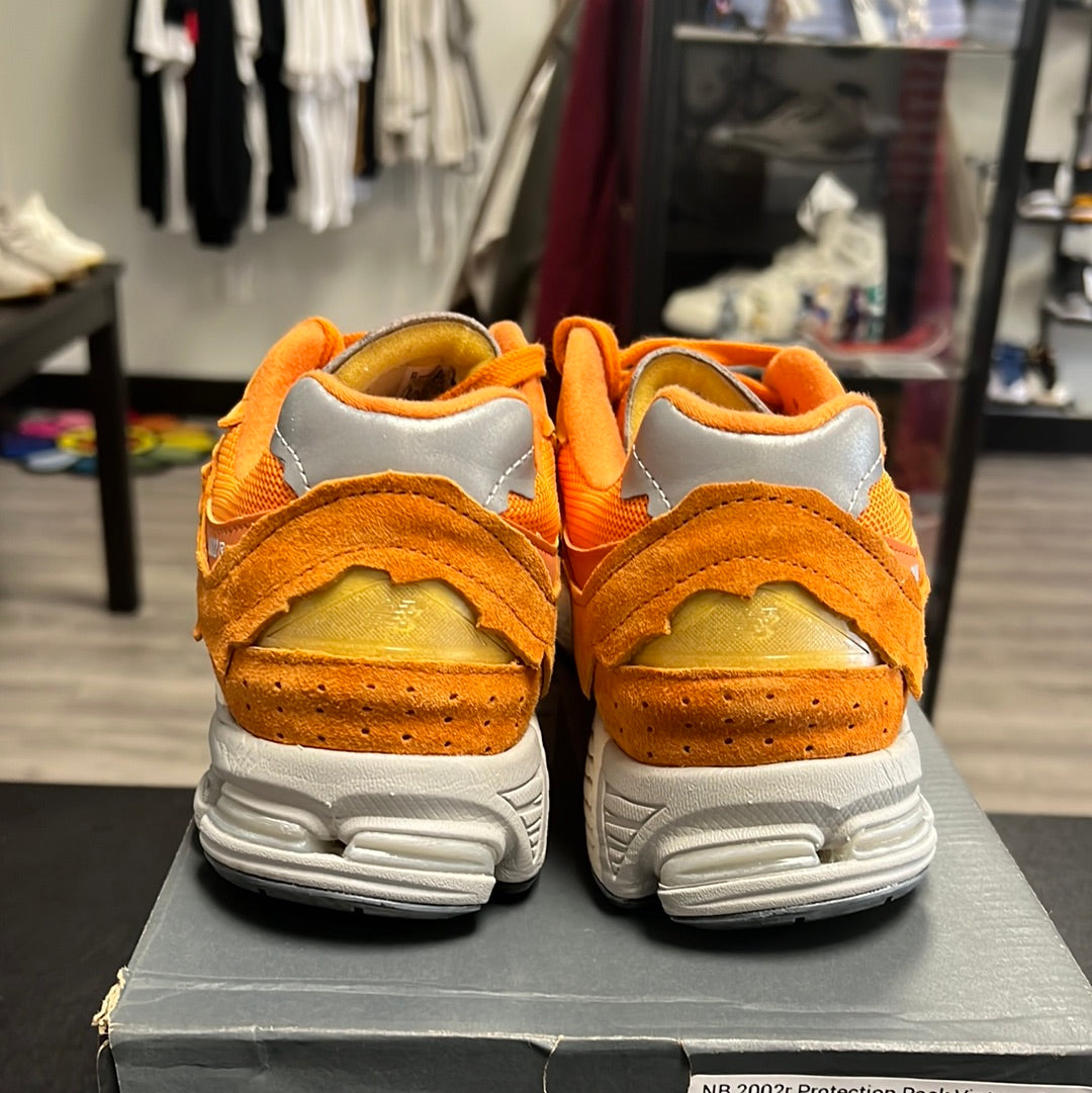 Protection Pack 2002R Vintage Orange (Worn once) (GN STEALS)