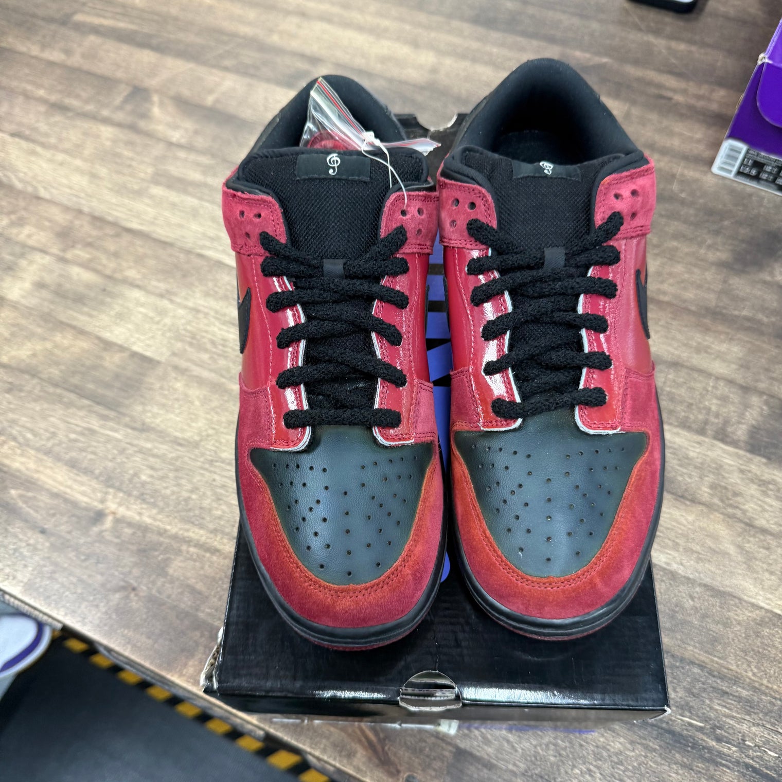 Milli Vanilli SB Dunk Low (2007) (Defect)