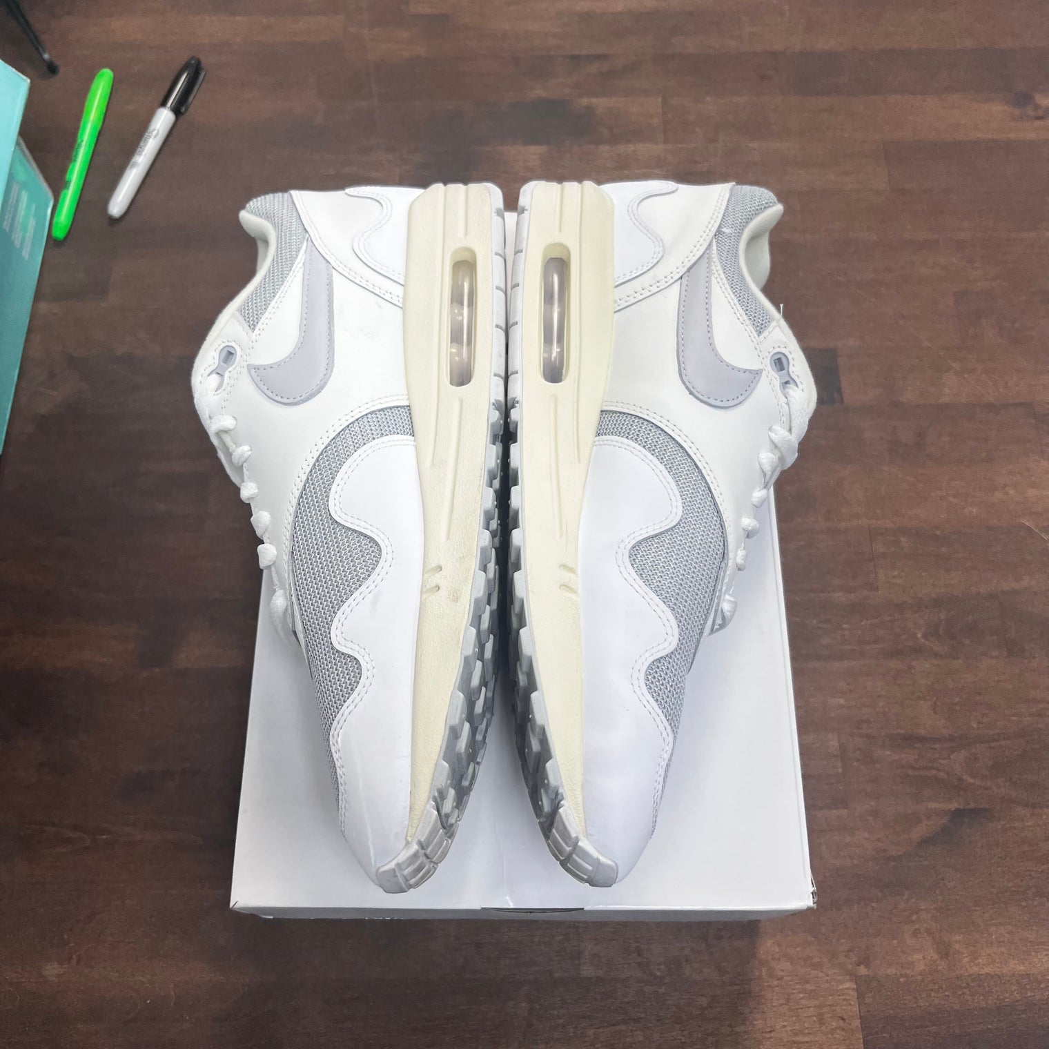 Patta Waves White Air Max 1 (USED)